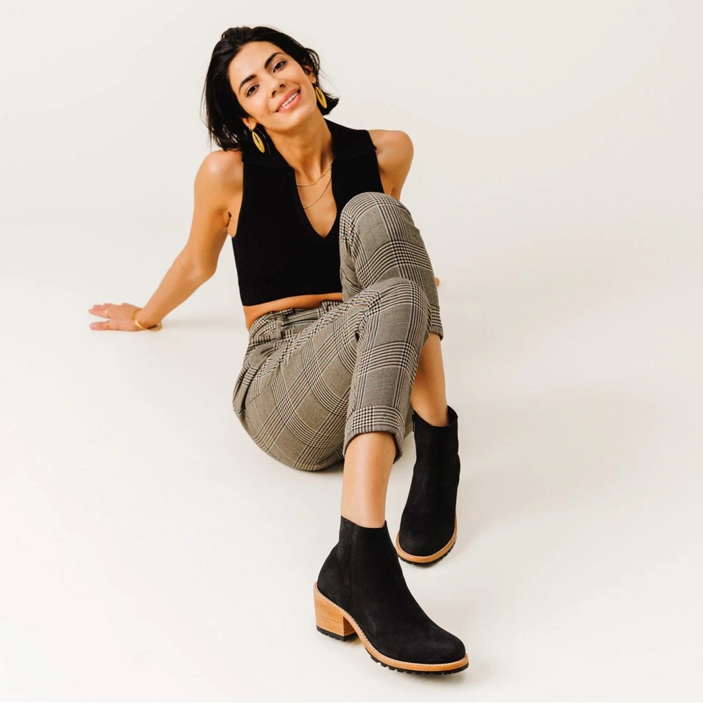 NWT Portland Leather Ankle Bootie | Shadow Black | 8.5